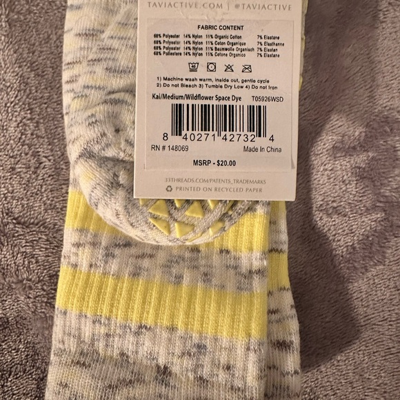NWT Tavi Grip Kai Socks - Picture 5 of 5